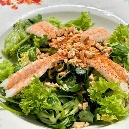 Salade de scampis ou boeuf au coriandre de thaï